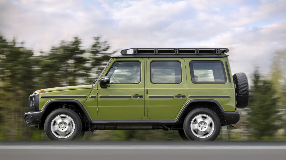 Mercedes-Benz G-Class STRONGER THAN THE 1980s